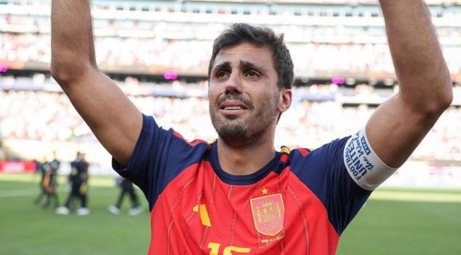 Barcelona Incar Rodri usai Real Madrid Buntu Negosiasi